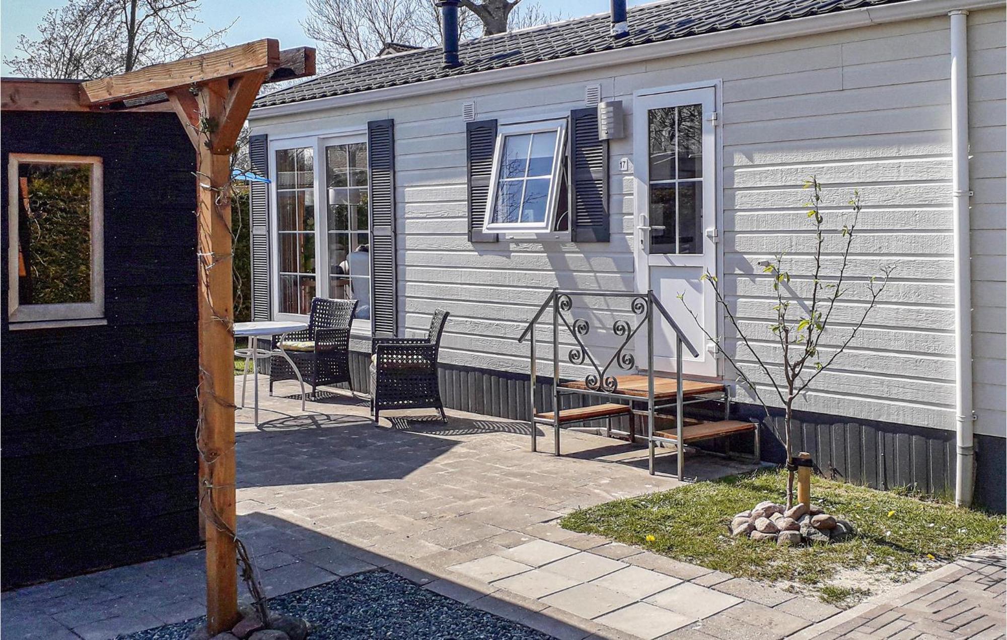 Lovely Home In Tzummarum With Wifi Exterior photo